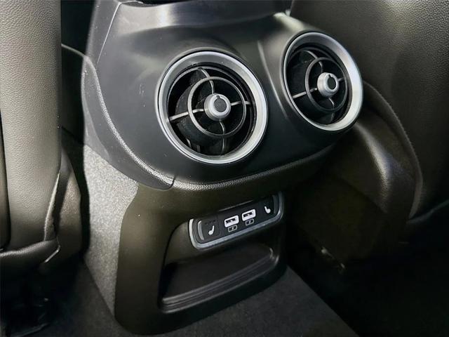 2024 Alfa Romeo Stelvio Sprint RWD