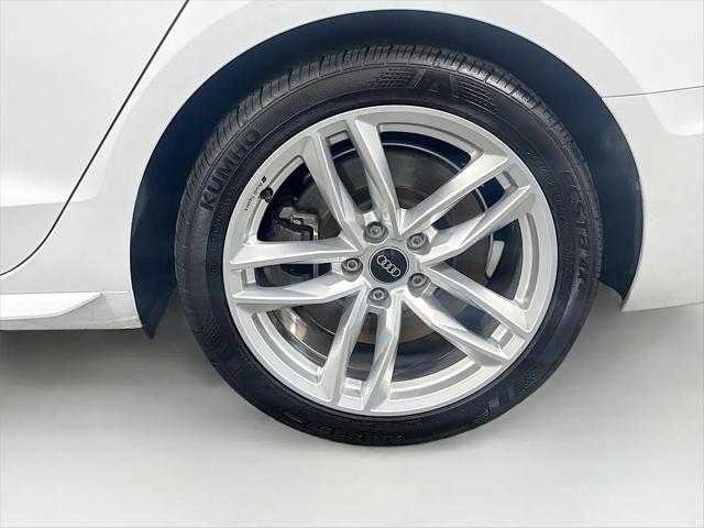 2023 Audi A4 Premium Plus 45 TFSI S line quattro S tronic