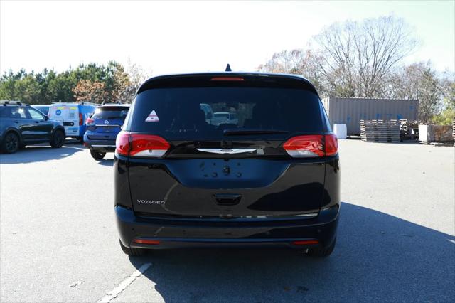 2026 Chrysler Voyager LX
