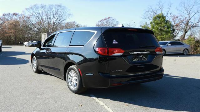 2026 Chrysler Voyager LX