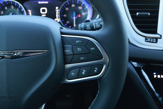 2026 Chrysler Voyager LX