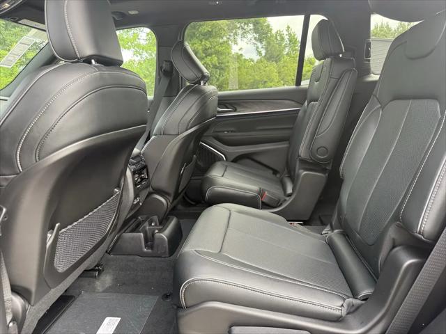 2025 Jeep Grand Cherokee L Overland 4x4