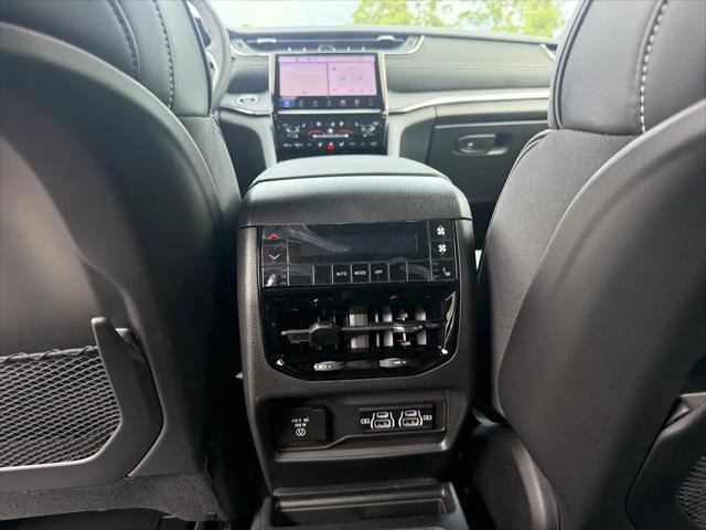 2025 Jeep Grand Cherokee L Overland 4x4