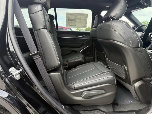2025 Jeep Grand Cherokee L Overland 4x4