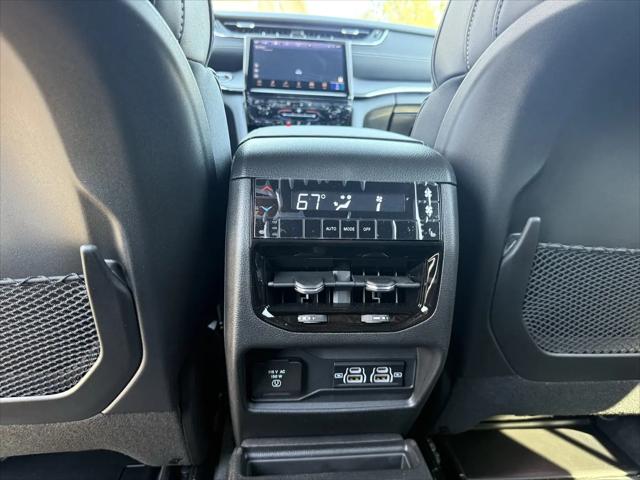 2025 Jeep Grand Cherokee L Overland 4x4