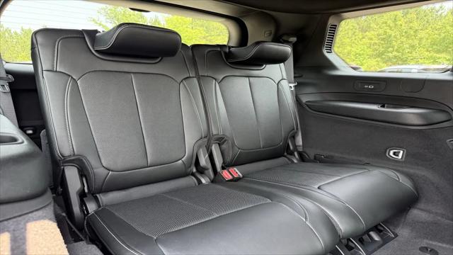 2025 Jeep Grand Cherokee L Overland 4x4