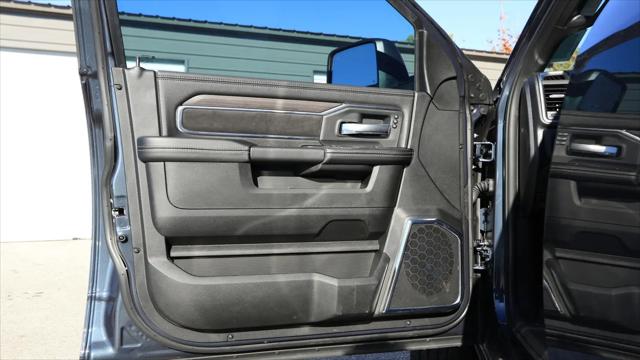 2026 Ram 3500 Laramie Crew Cab 4x4 8' Box