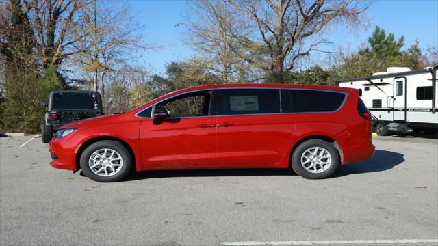 2026 Chrysler Voyager LX