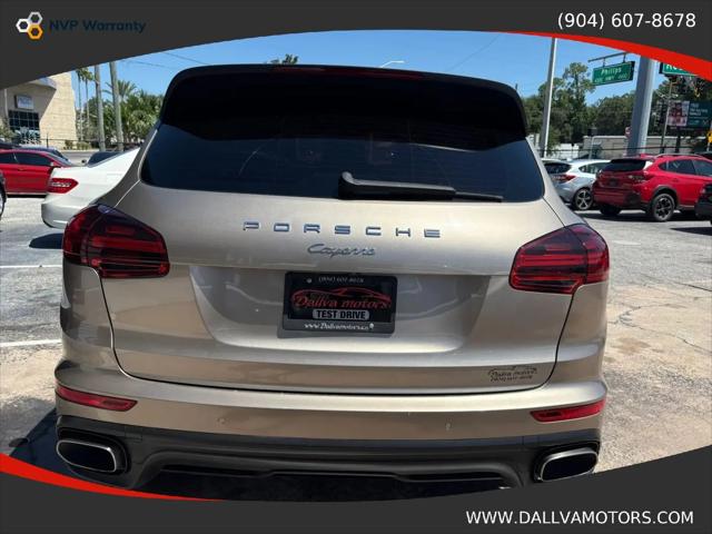 2016 Porsche Cayenne Cayenne
