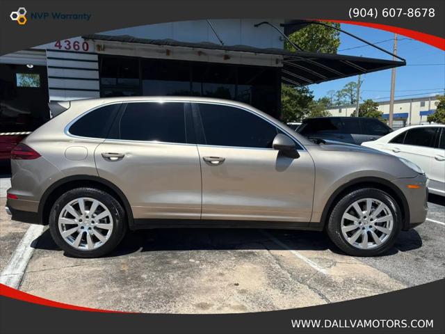 2016 Porsche Cayenne Cayenne