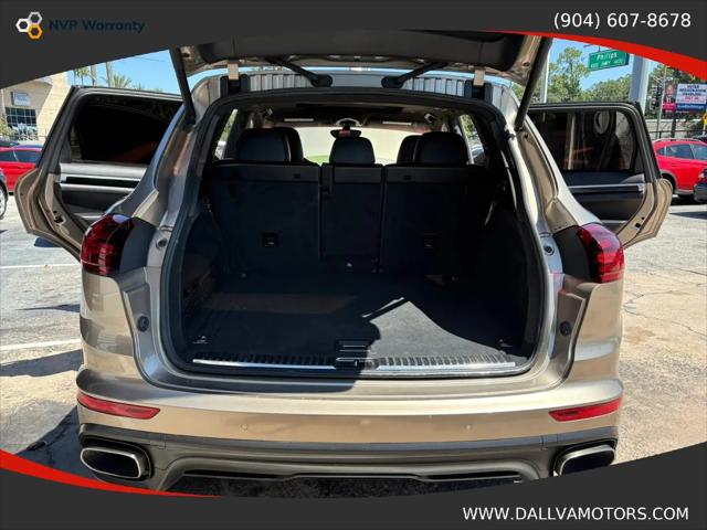 2016 Porsche Cayenne Cayenne