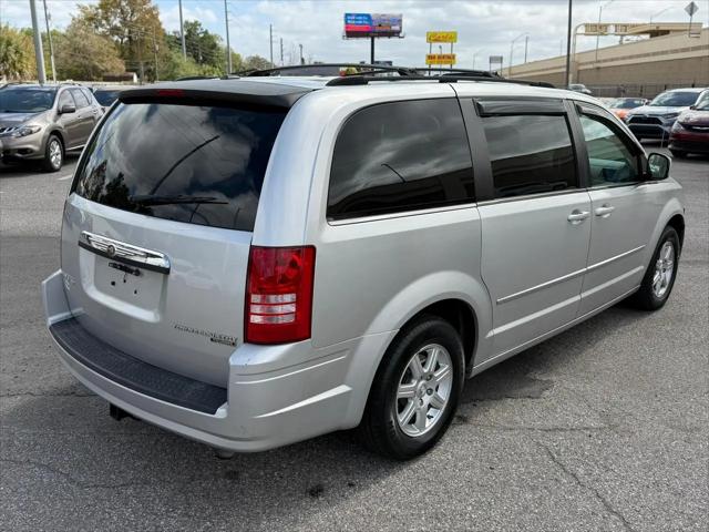 2010 Chrysler Town & Country Touring