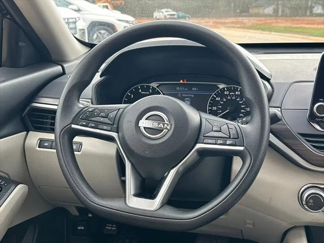 2024 Nissan Altima SV FWD