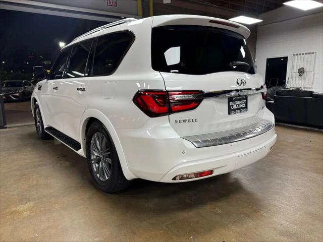 2022 INFINITI QX80 LUXE