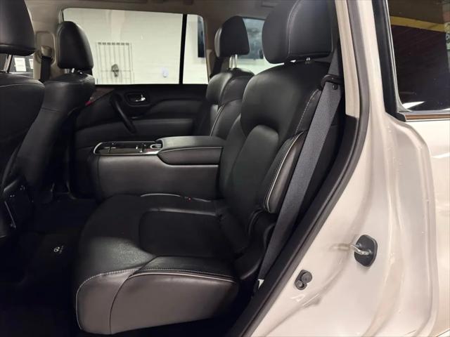 2022 INFINITI QX80 LUXE