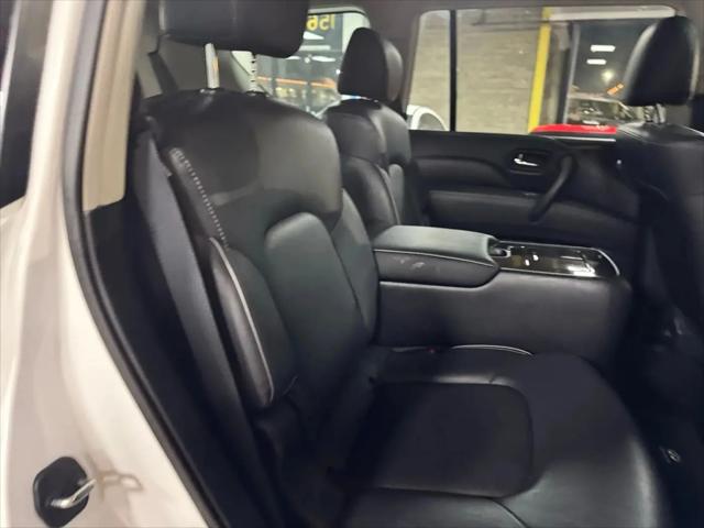 2022 INFINITI QX80 LUXE