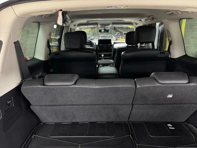 2022 INFINITI QX80 LUXE