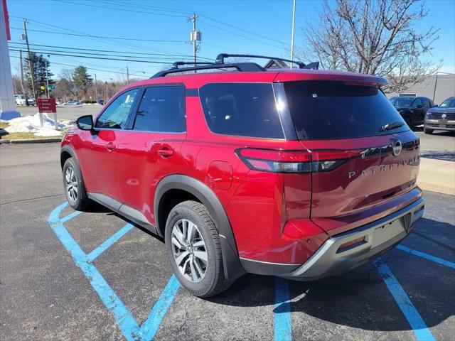 2026 Nissan Pathfinder SL