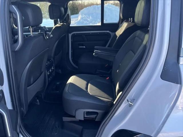 2026 Land Rover Defender P400 X