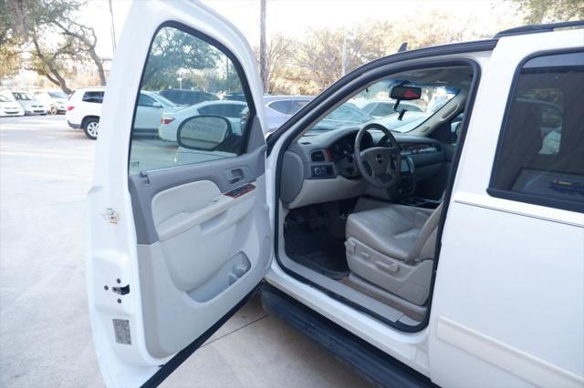 2011 GMC Yukon XL SLT