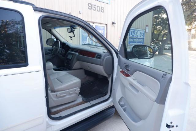 2011 GMC Yukon XL SLT