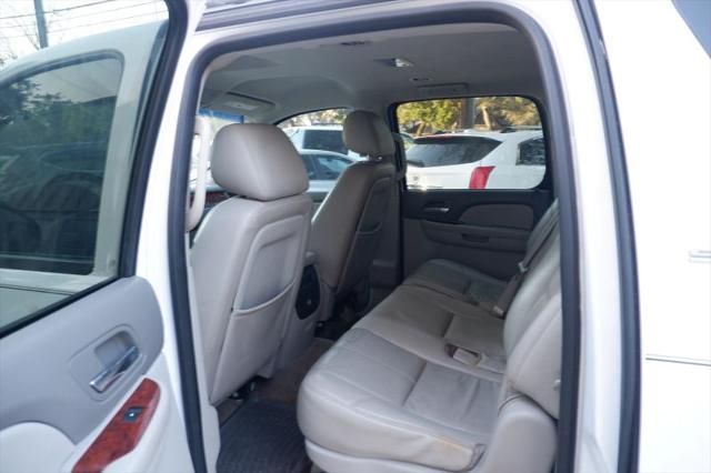 2011 GMC Yukon XL SLT