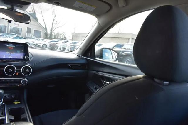 2024 Nissan Sentra SV Xtronic CVT