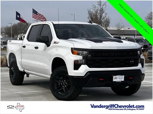 2026 Chevrolet Silverado 1500 4WD Crew Cab Short Bed Custom Trail Boss