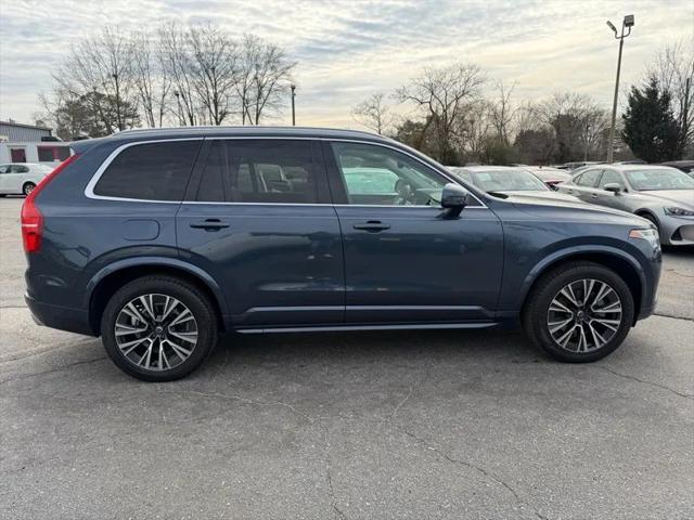 2021 Volvo XC90 T6 Momentum 7 Passenger