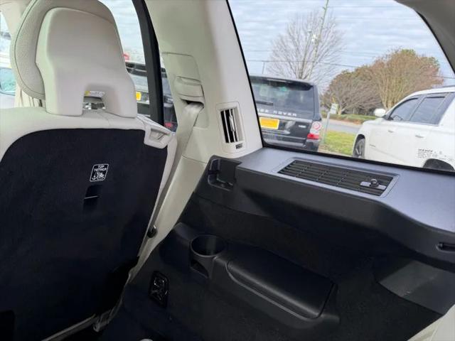 2021 Volvo XC90 T6 Momentum 7 Passenger