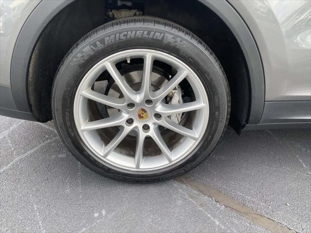 2021 Porsche Cayenne Cayenne