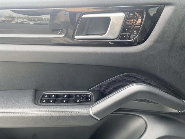 2021 Porsche Cayenne Cayenne