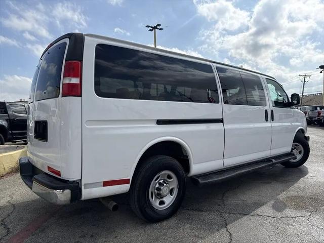 2020 Chevrolet Express Passenger RWD 3500 Extended Wheelbase LT