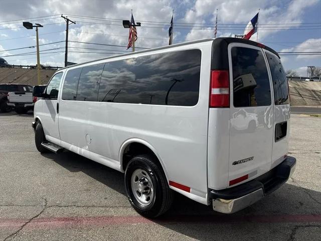 2020 Chevrolet Express Passenger RWD 3500 Extended Wheelbase LT