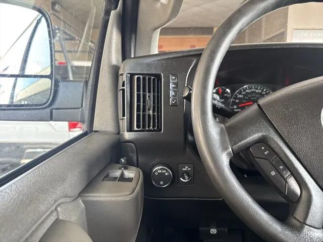 2020 Chevrolet Express Passenger RWD 3500 Extended Wheelbase LT