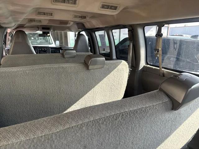 2020 Chevrolet Express Passenger RWD 3500 Extended Wheelbase LT
