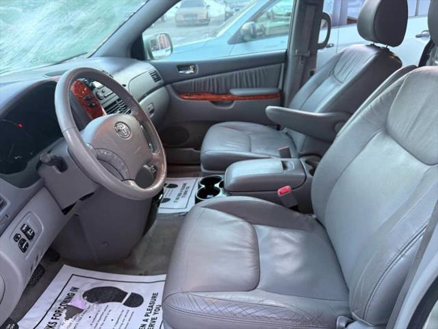 2010 Toyota Sienna XLE