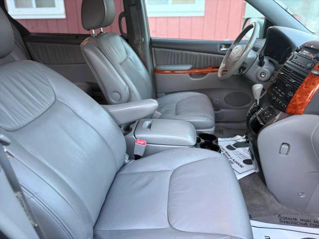 2010 Toyota Sienna XLE