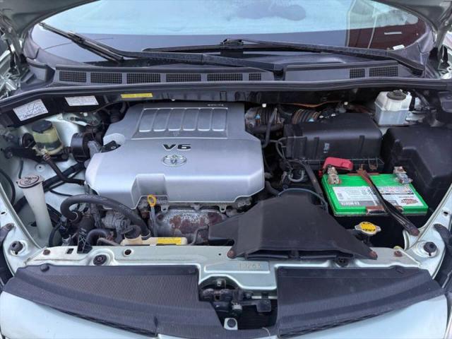 2010 Toyota Sienna XLE