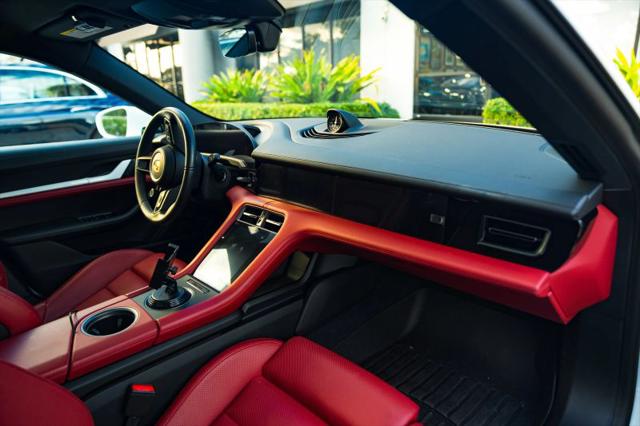 2023 Porsche Taycan 4S