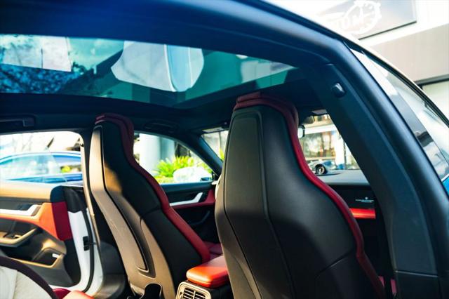 2023 Porsche Taycan 4S