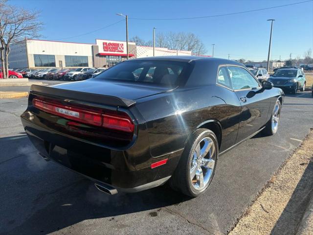 2012 Dodge Challenger SXT