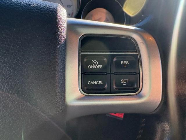 2012 Dodge Challenger SXT