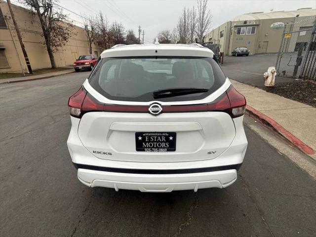 2021 Nissan Kicks SV Xtronic CVT