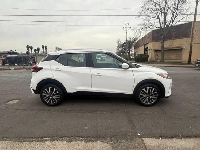 2021 Nissan Kicks SV Xtronic CVT