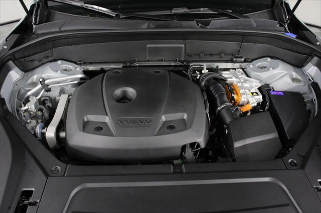 2026 Volvo XC90 Plug-In Hybrid Plus, T8 AWD, Electric/Gasoline, Bright, 7 Seats