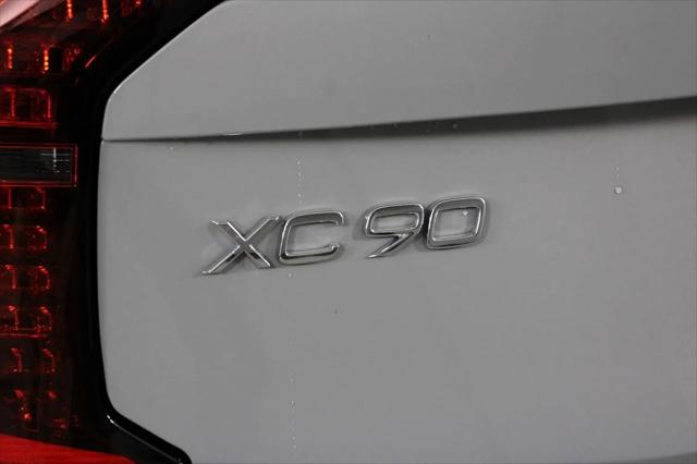 2026 Volvo XC90 Plug-In Hybrid Plus, T8 AWD, Electric/Gasoline, Bright, 7 Seats