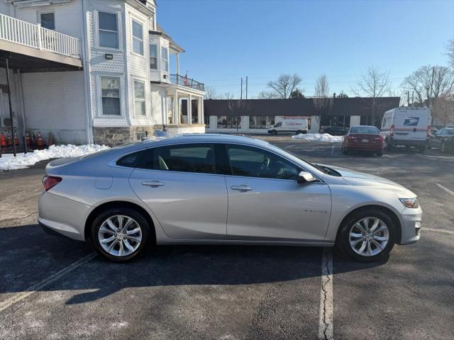 2022 Chevrolet Malibu FWD LT