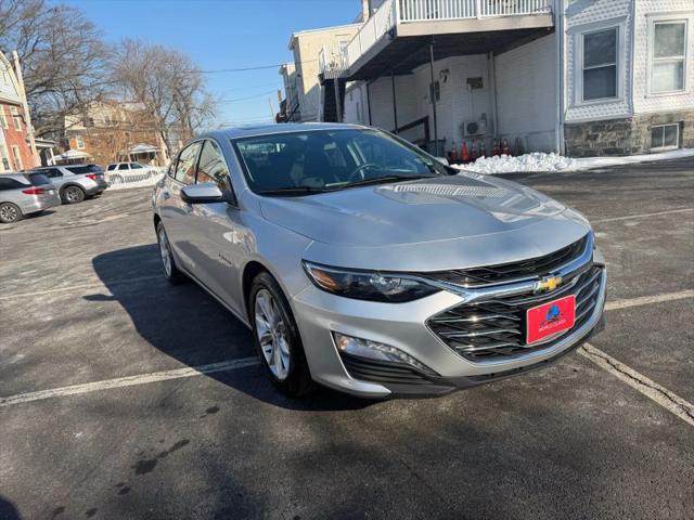 2022 Chevrolet Malibu FWD LT