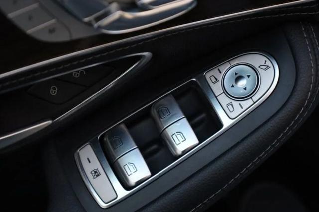 2015 Mercedes-Benz C-CLASS C 300 C 300